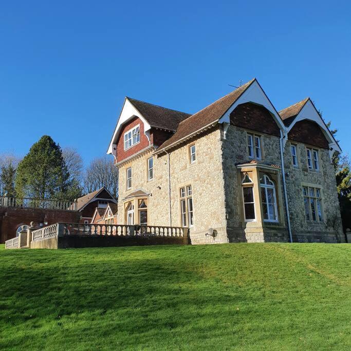 Willa Country Manor House With Indoor Pool And Hot Tub Rochester  Zewnętrze zdjęcie